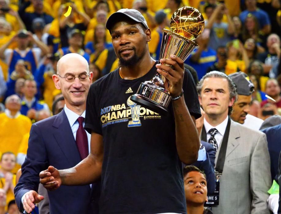 Los Warriors de Kevin Durant, campeones de la NBA