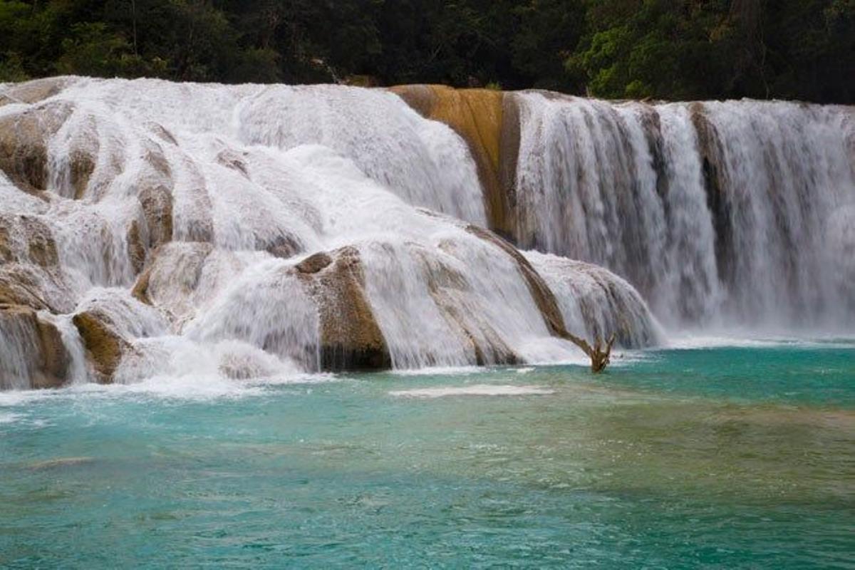 Cascadas de Agua Azul, cerca de Palenque, en Chiapas, México.