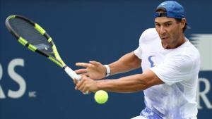 Nadal, entrenándose en Quebec este lunes para preparar la Rogers Cup