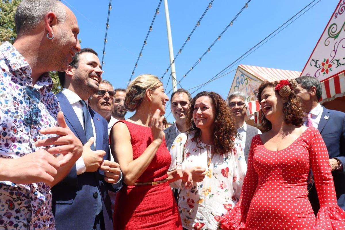 Yolanda Díaz junto a Inmaculada Nieto, Alberto Garzón y Esperanza Gómez.
