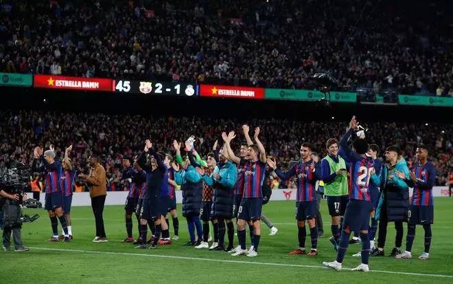 La loca celebración de la victoria épica del clásico de Motomami