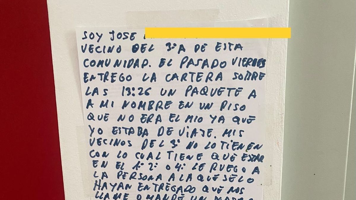 Las cartas virales que dejó un vecino de Zaragoza en su comunidad de vecinos tras no recibir su pedido
