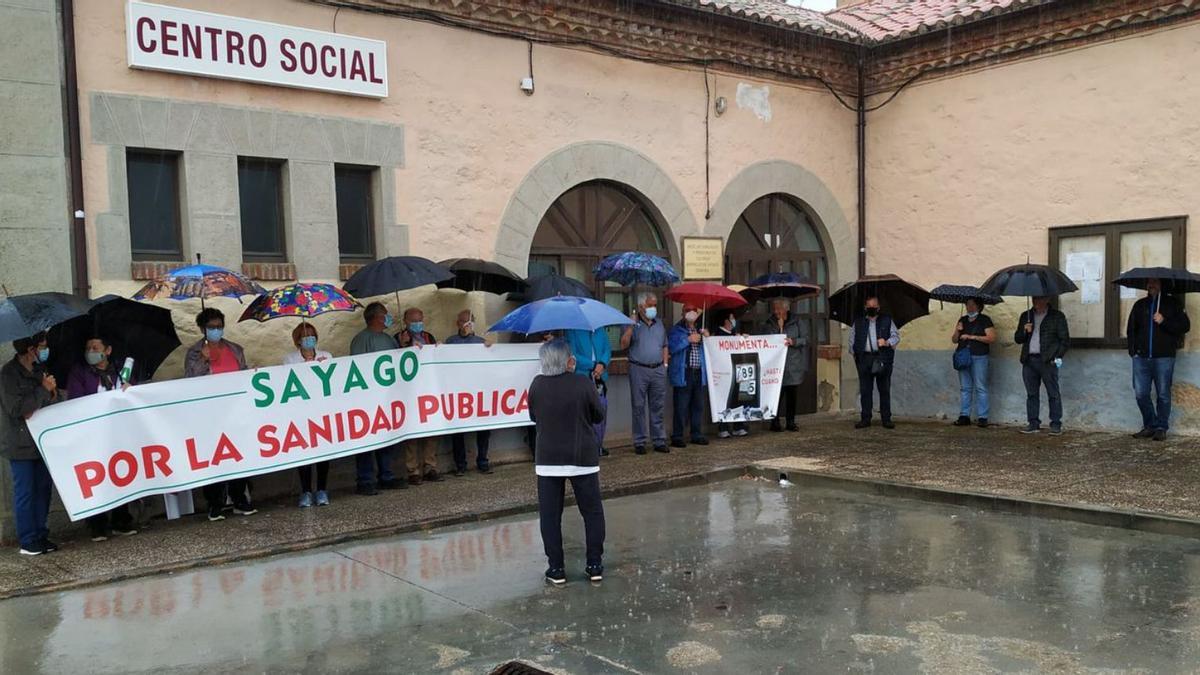 La plataforma por la sanidad de Sayago se concentra por trigésimo sexta vez. | Cedida 