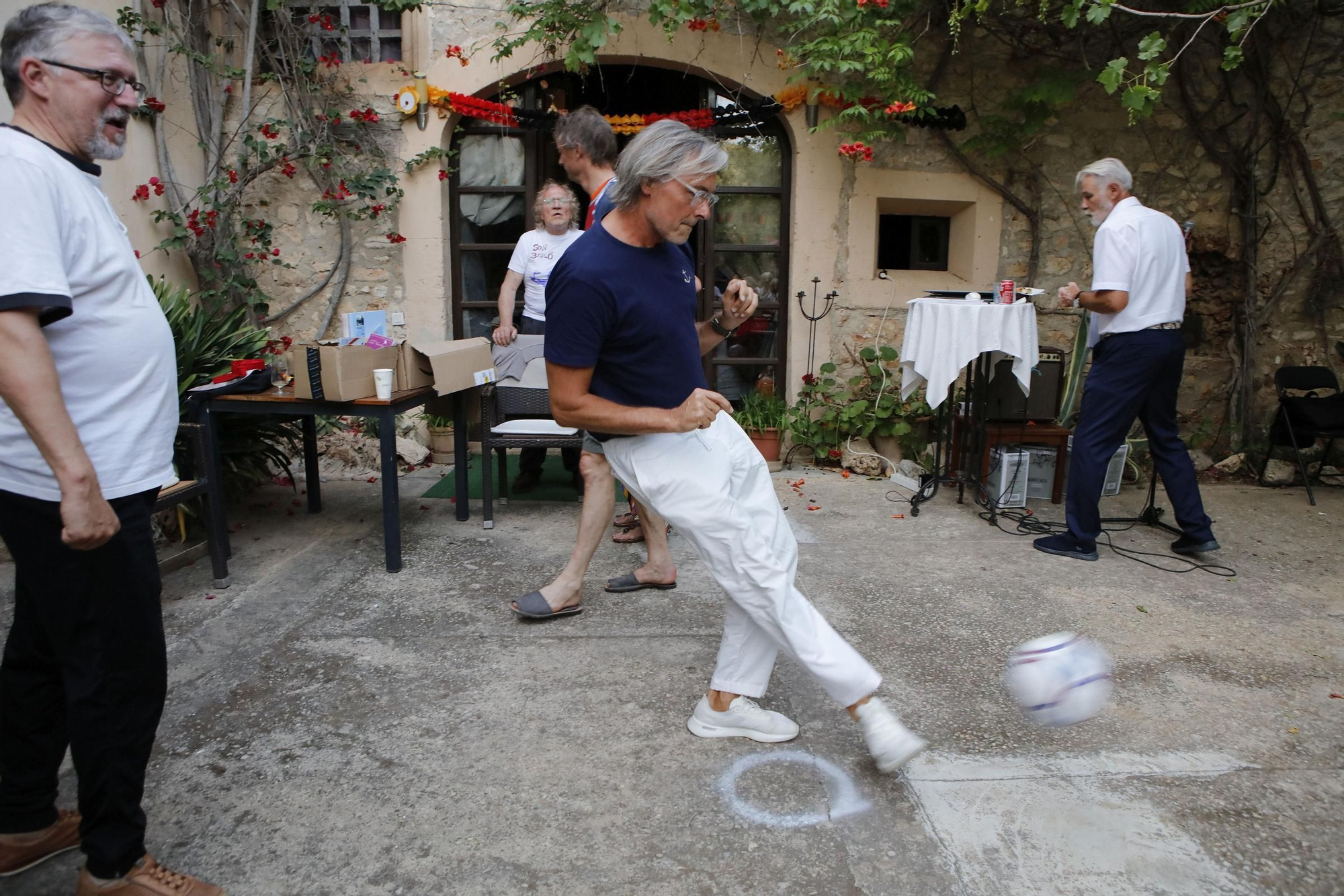 So feierte die deutsche Community auf Mallorca auf der Kulturfinca die EM-Eröffnung