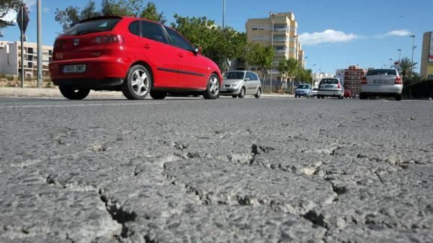 Santa Pola anuncia una «operación asfalto» para mejorar la seguridad en 16 puntos