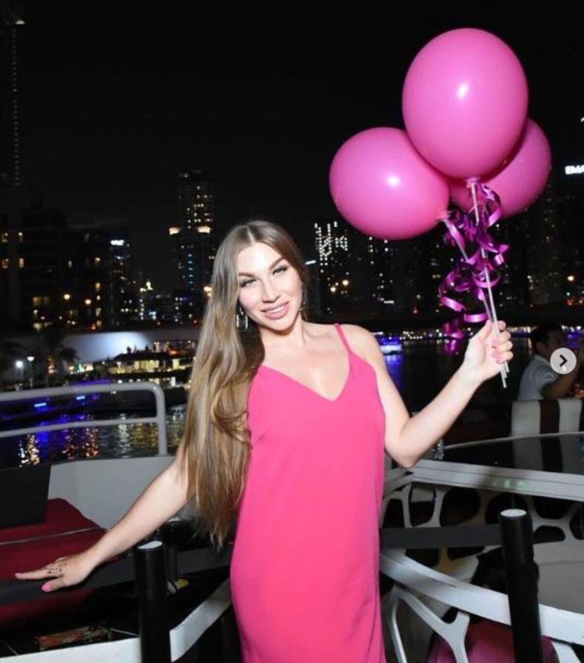 Muere la influencer rusa Innesa Polenko al tratar de sacarse una foto en un acantilado.