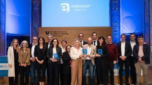 Ganadores premios Etalentum