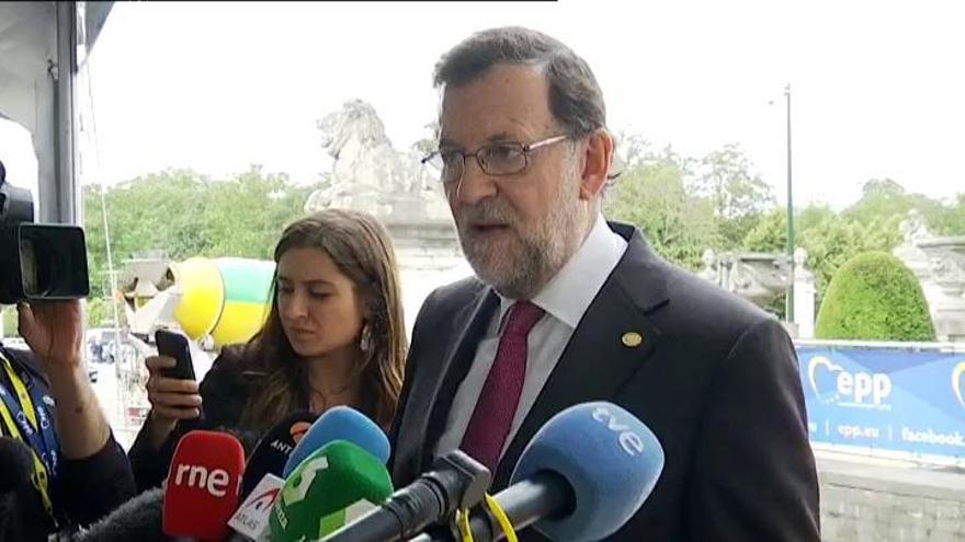 Rajoy pide una negociación &quot;sin presiones&quot; y que no sea &quot;radiada&quot;