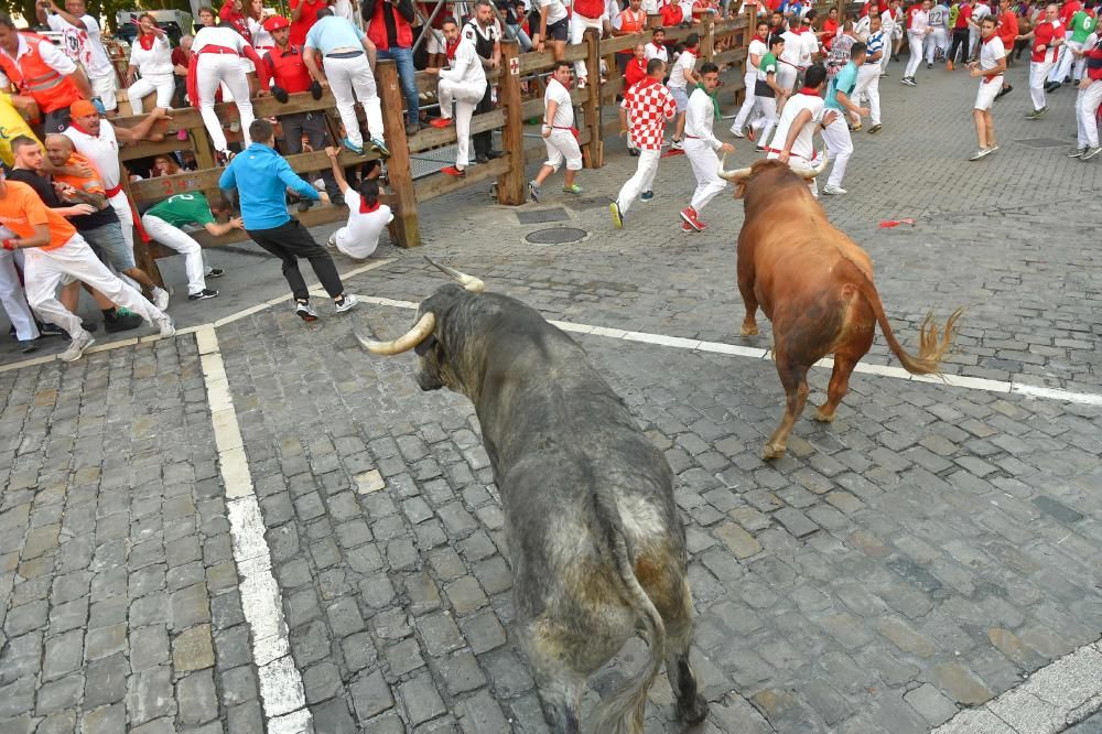 Tercer encierro de San Fermín 2018 con los toros de la ganadería Cebada Gago