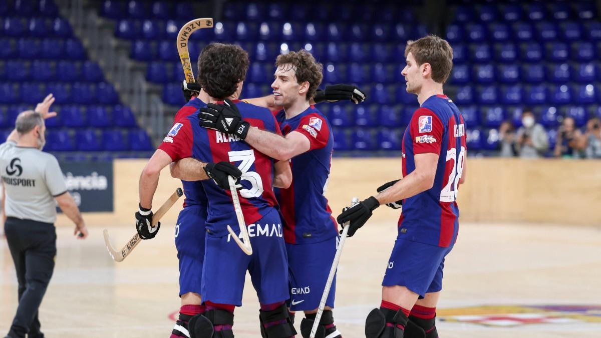 Los jugadores del Barça celebran un gol