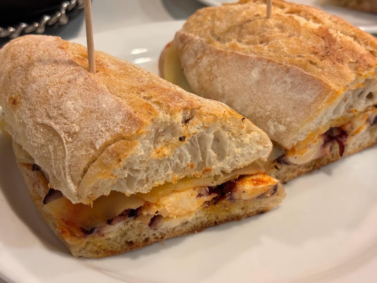 Bocadillo de pulpo del Bar Nuevo