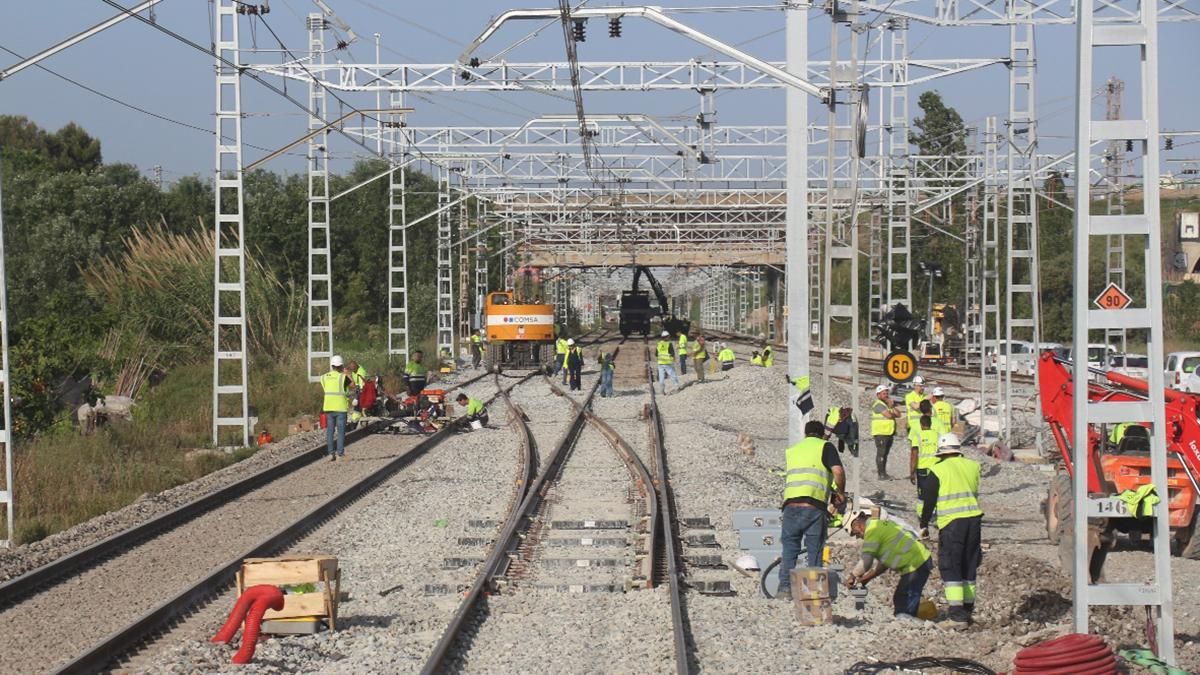 El Ministerio de Transportes ejecuta el acceso ferroviario a la T1 del aeropuerto de Barcelona-El Prat