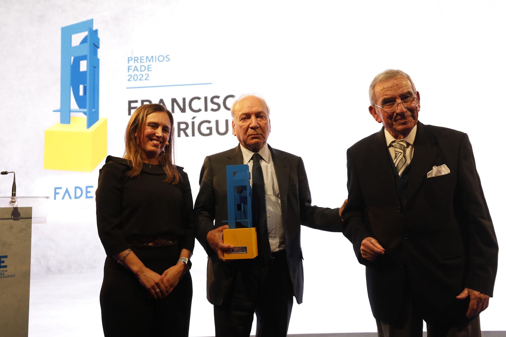 EN IMÁGENES: Entrega de los premios a la empresa y a la trayectoria empresarial de la FADE