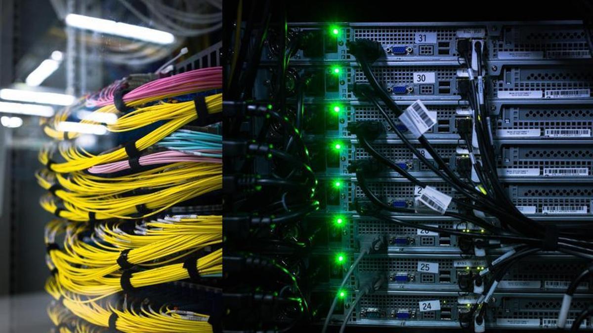 Interior de un centro de datos de la empresa Digital Realty en Madrid