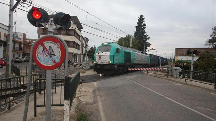 El Gobierno descarta el soterramiento de las vías de Alcolea o una variante