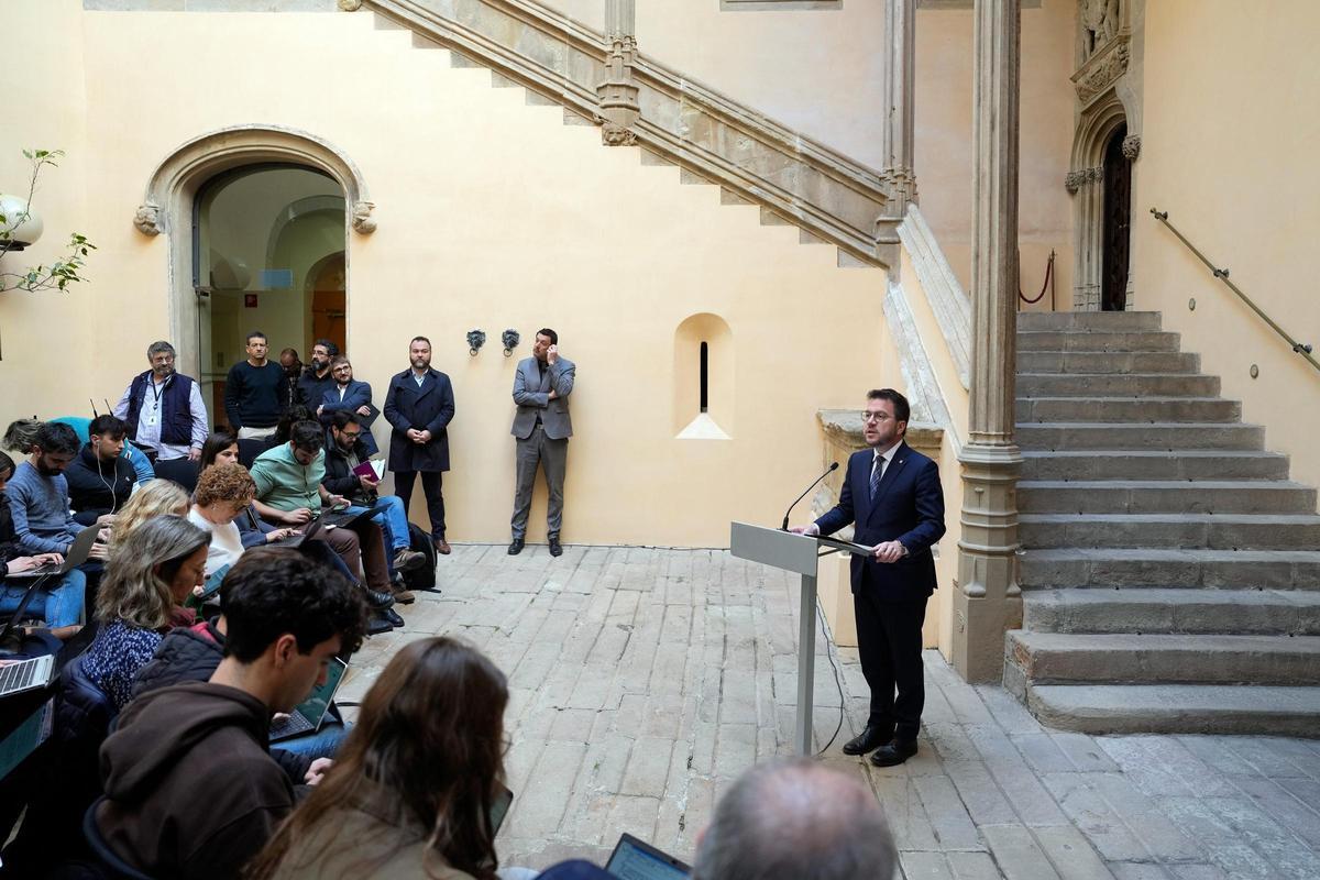 Aragonès el día que planteó su propuesta de referéndum.