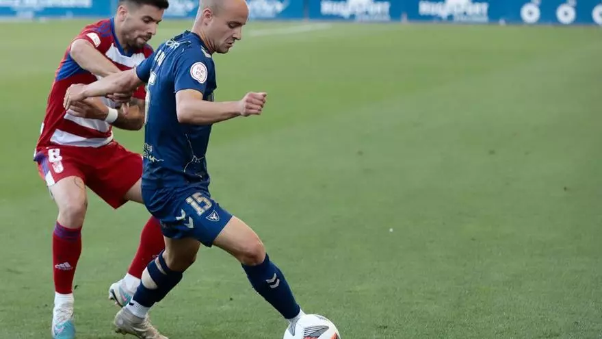 Al UCAM se le hace bola el Granada