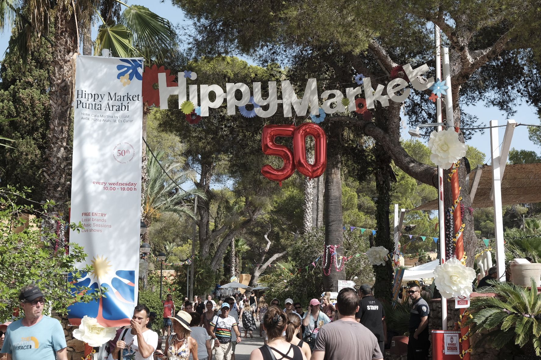 Hippy Market de Punta Arabí en es Canar