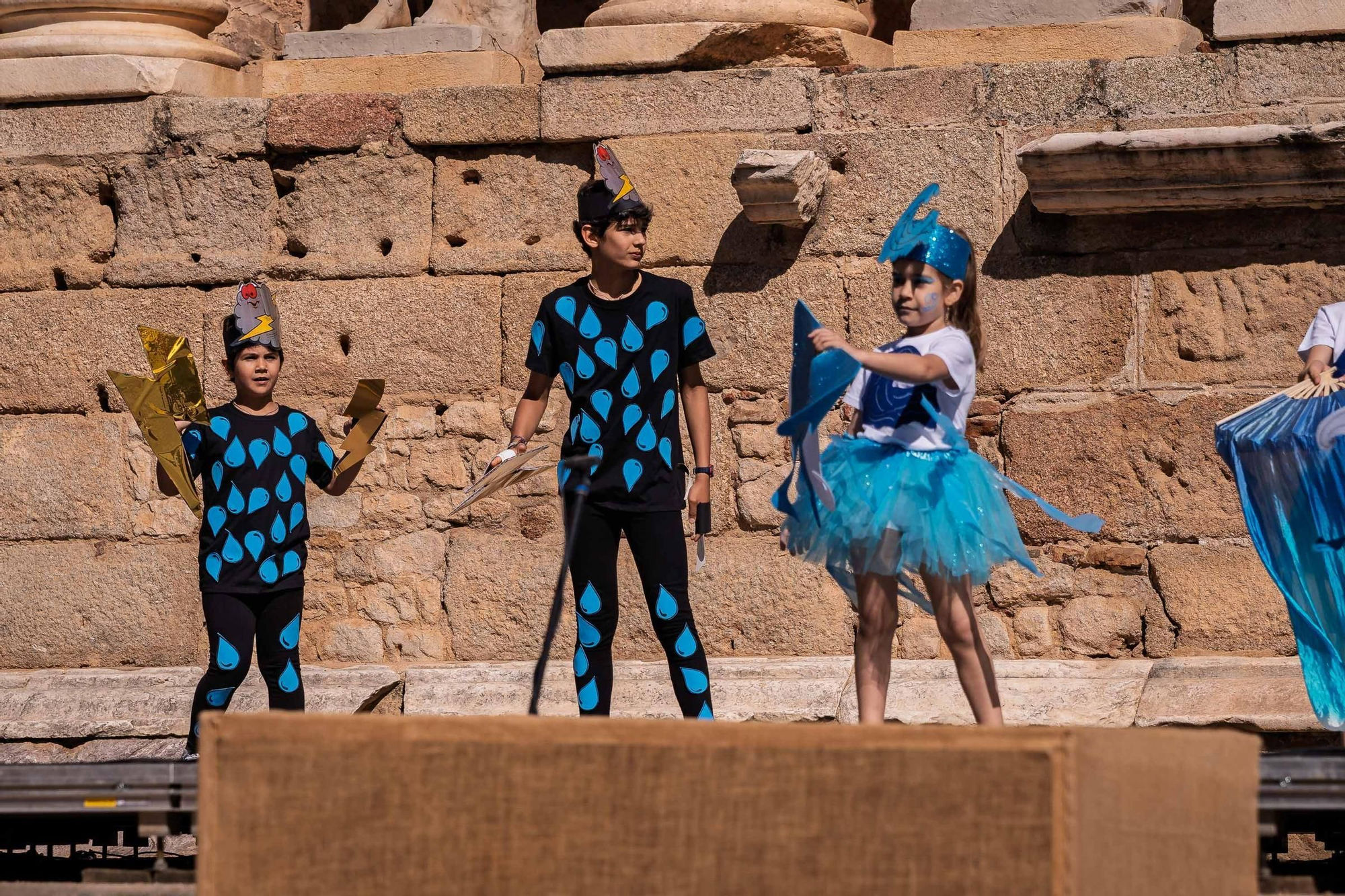 Fotogalería | Los escolares toman el Teatro Romano en Emerita Lvdica