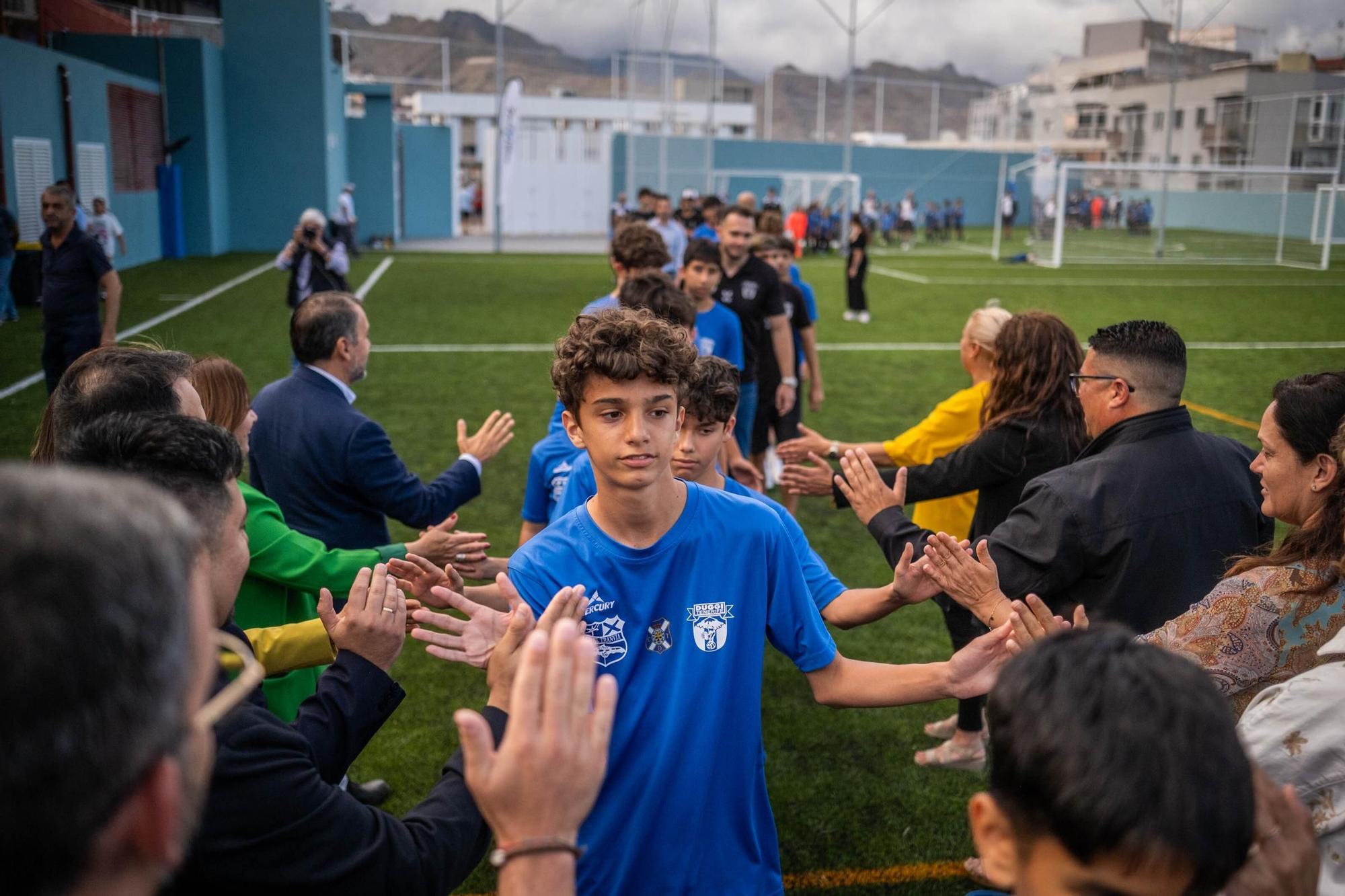 Inauguración campo de fútbol de Juan Santamaría