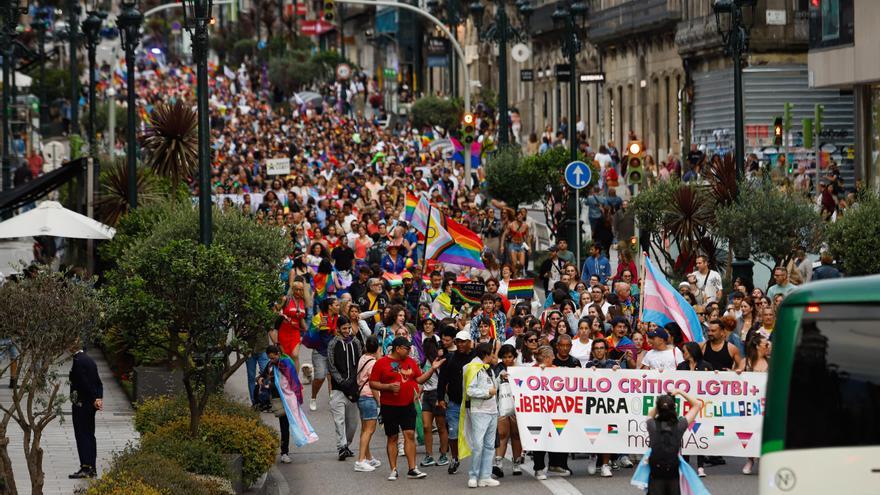 Las mejores imágenes de la manifestación del Orgullo Crítico en Vigo