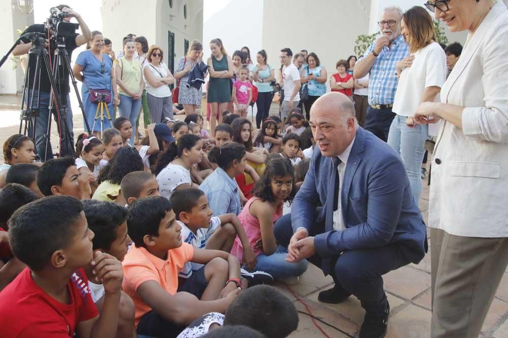 Bienvenida a los niños saharauis