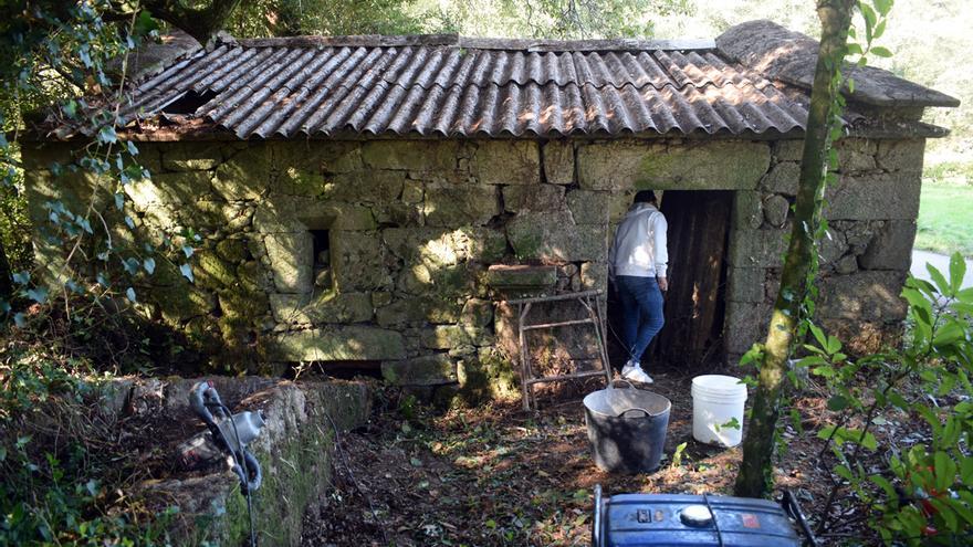 El exterior del molino en vías de recuperación.