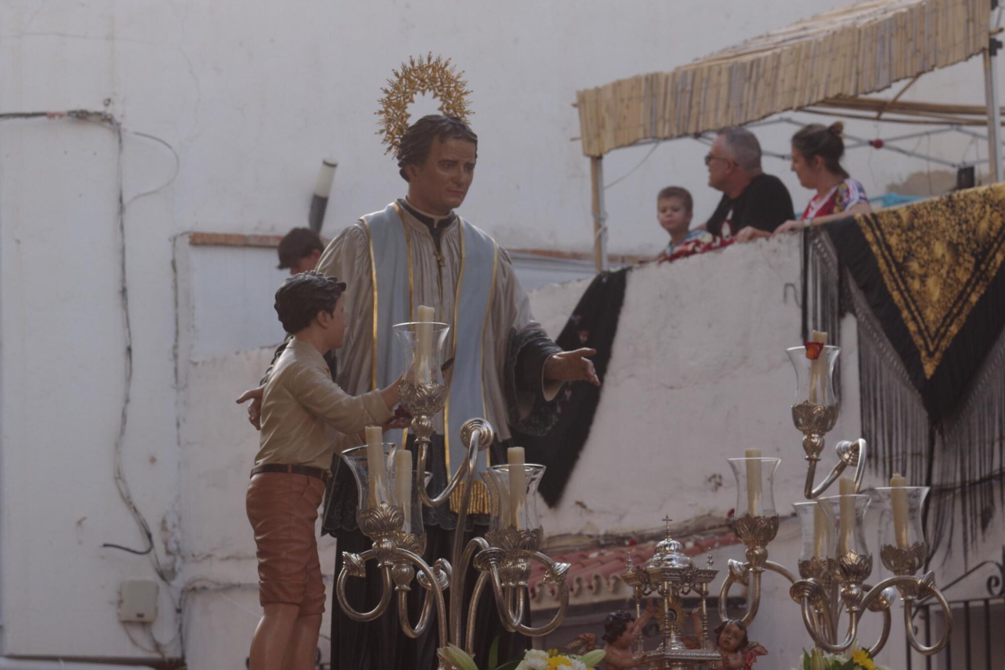 Salida procesional de María Auxiliadora por Capuchinos en 2025
