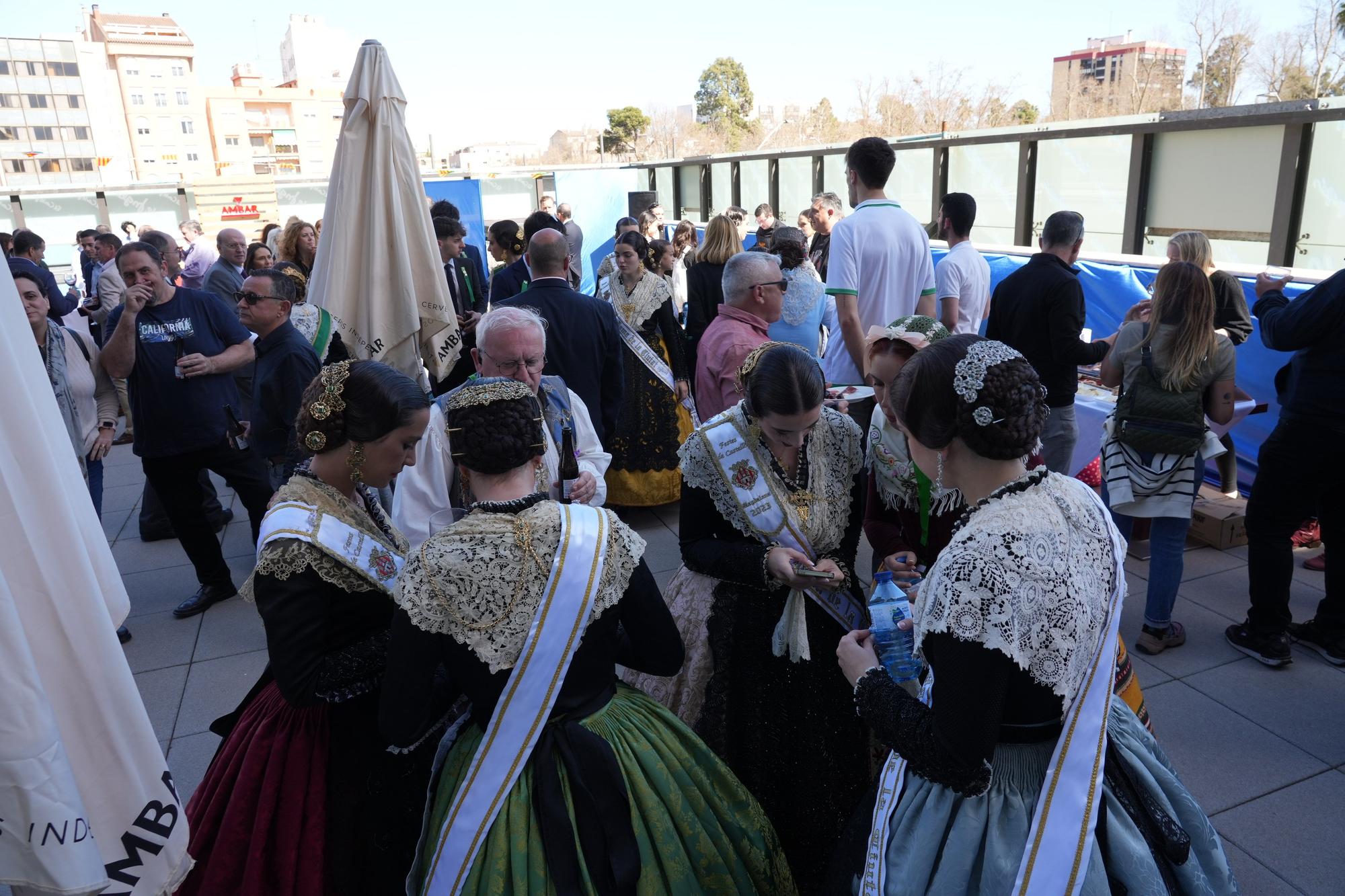 Fotos: La Bodeguilla de 'Mediterráneo' es el principal punto de encuentro durante las fiestas de la Magdalena