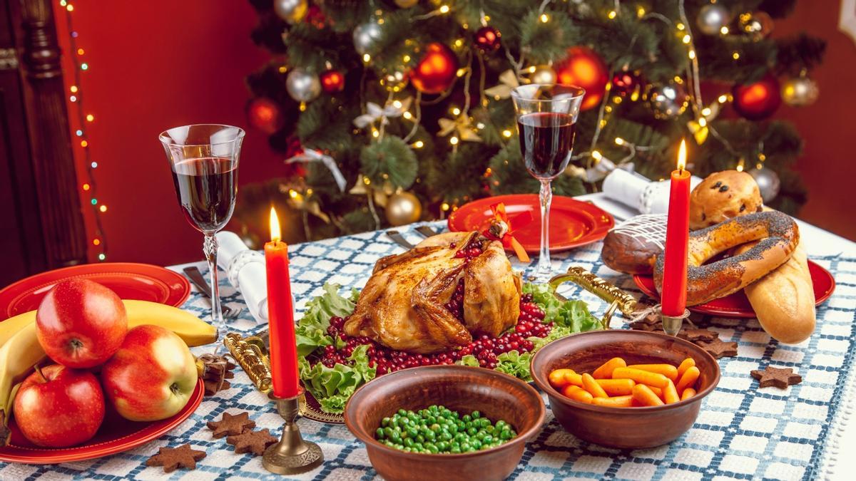 Imagen de archivo de una mesa de Navidad.