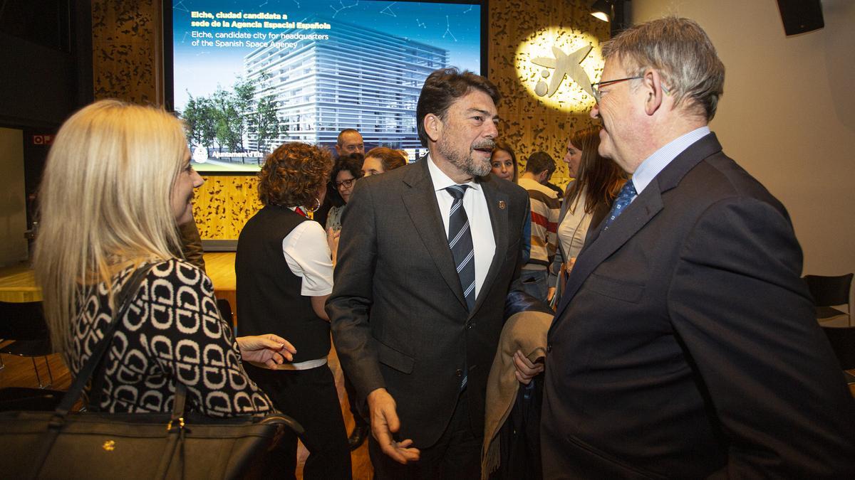 El alcalde, Luis Barcala, con el presidente Puig durante la presentación de la candidatura en Madrid