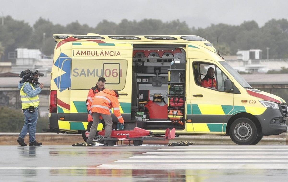 El personal del 061 recreó un escenario real de emergencia médica.
