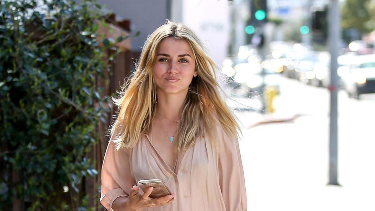 Los looks de Ana de Armas en Los Ángeles