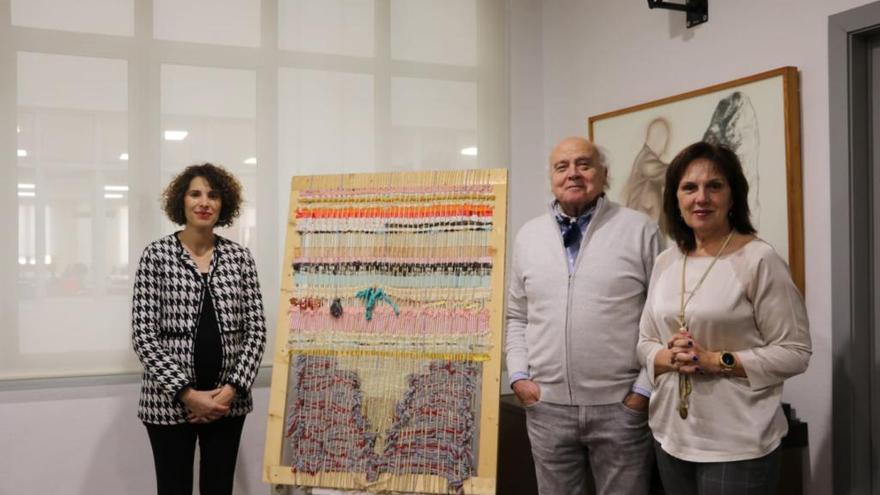 El artista Gustau Puente dona a Quart el primer tapiz participativo del mundo