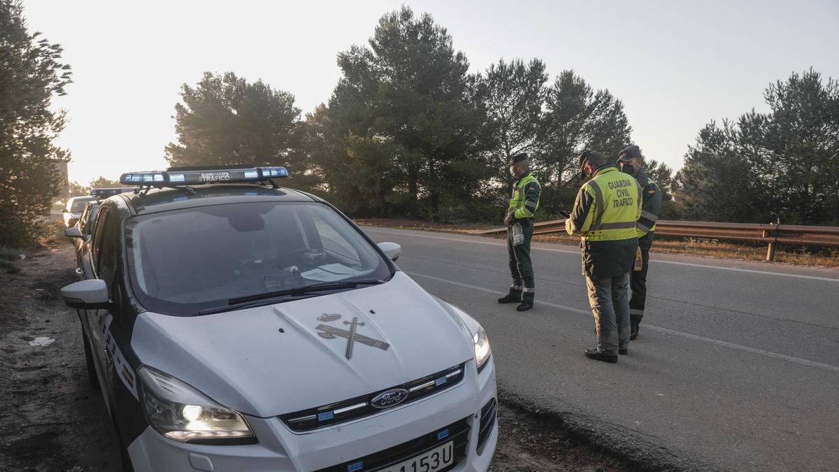 TRÁFICO EN MALLORCA / Un chófer de autocar da positivo en cocaína tras chocar con un ciclista que resultó herido grave en Santa Margalida