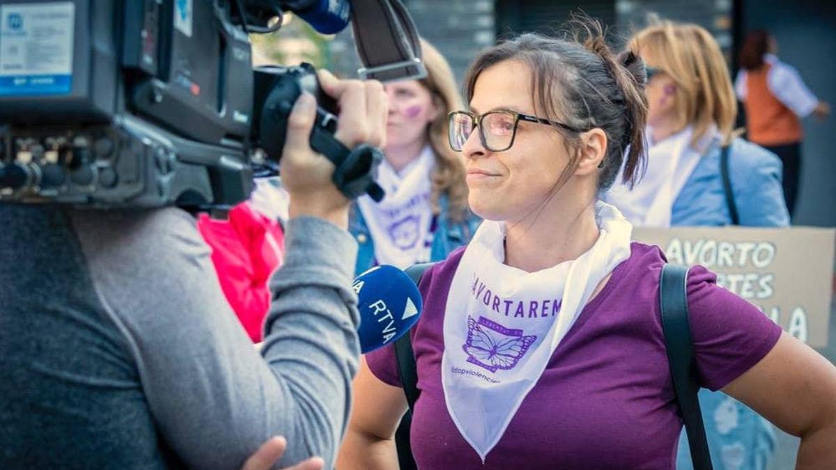 Vanessa Mendoza Cortés, en una protesta por el derecho al aborto.