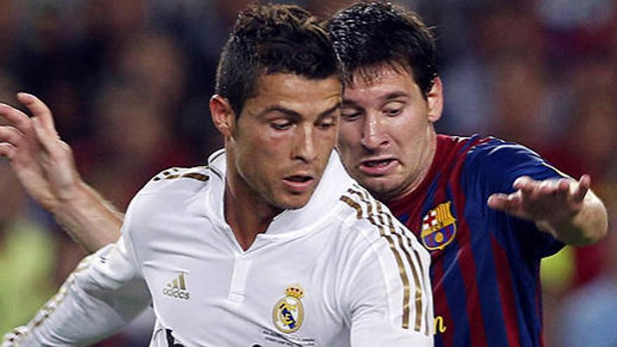 Ronaldo y Messi, en el Barcelona-Madrid de la última Supercopa.