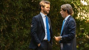 Aznar comença a enviar «tocs d’atenció» a Casado enmig de la guerra amb Ayuso