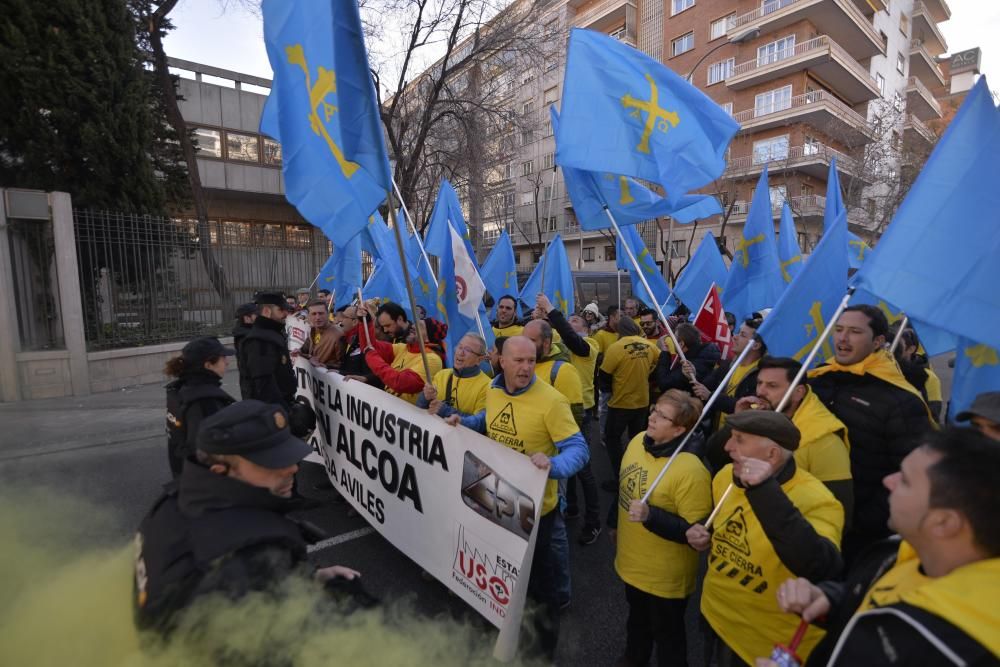 Manifestación de trabajadores de Alcoa en Madrid