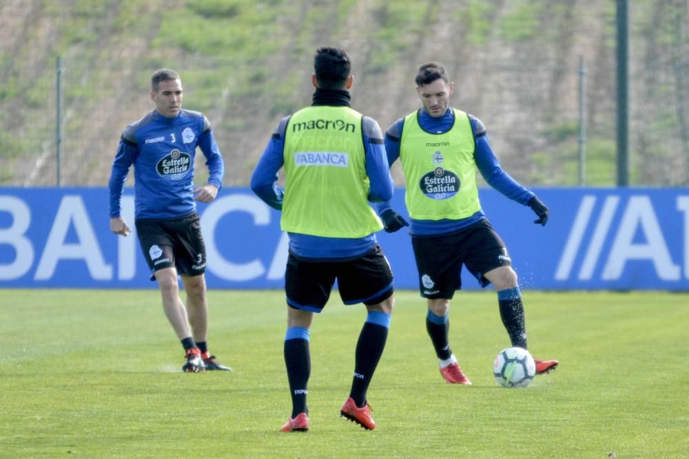 Seedorf ensaya con su primer once en el Deportivo