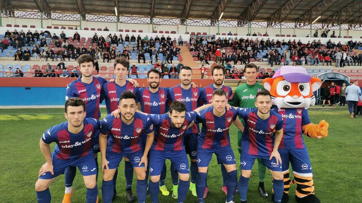 La plantilla de la UD Alzira.