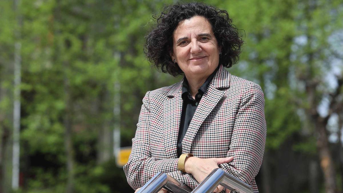 La autora asturiana Berta Piñán, autora de ‘Como la piel al sol de una lagartija’.