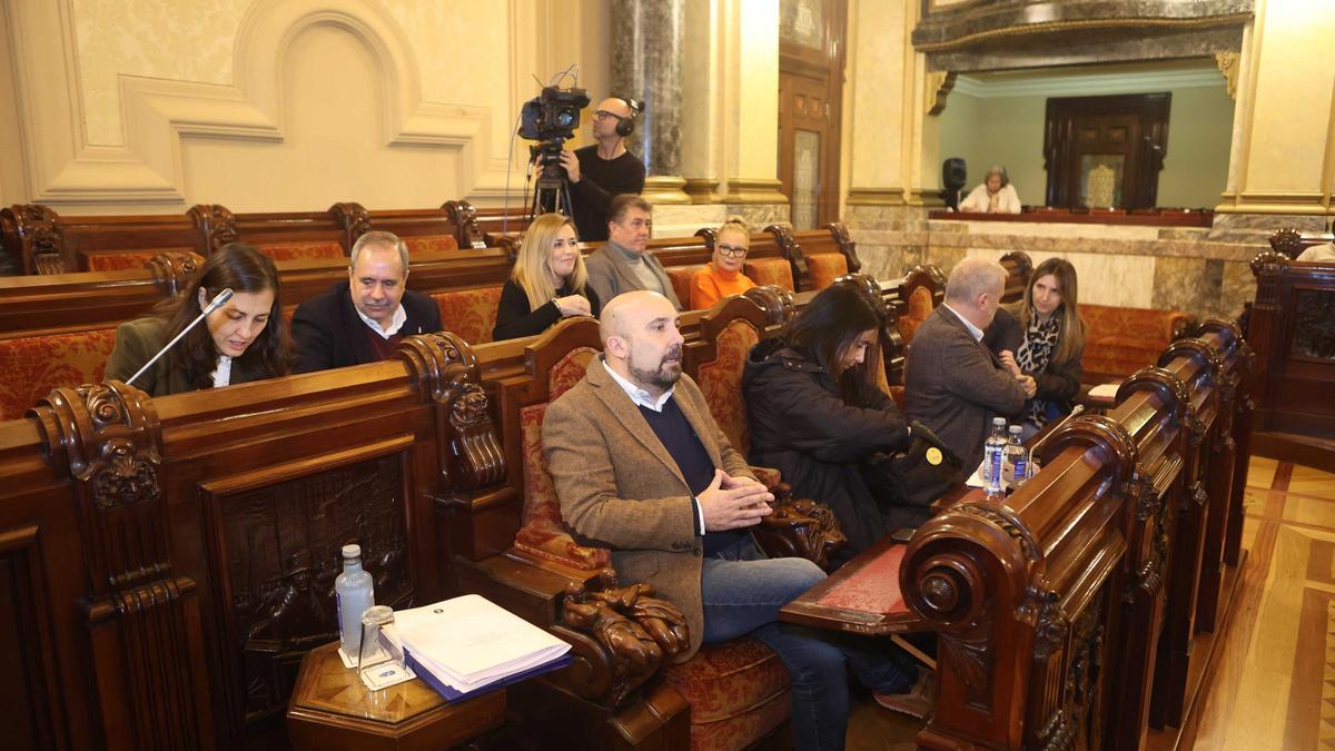 Concejales socialistas en el pleno de enero.