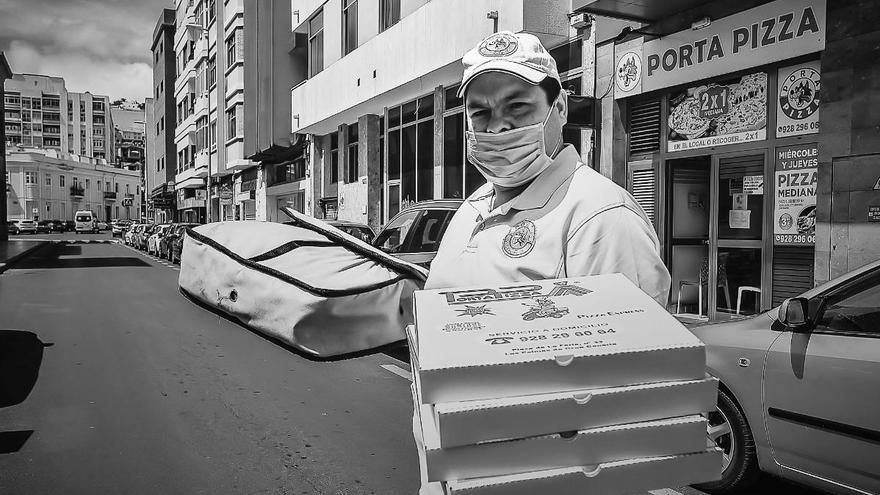 Juan Ángel Paredes, repartidor de comida a domicilio de Porta Pizza