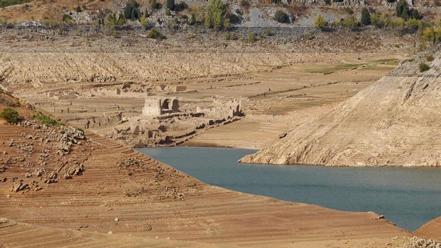 Embalse de Barrios de Luna