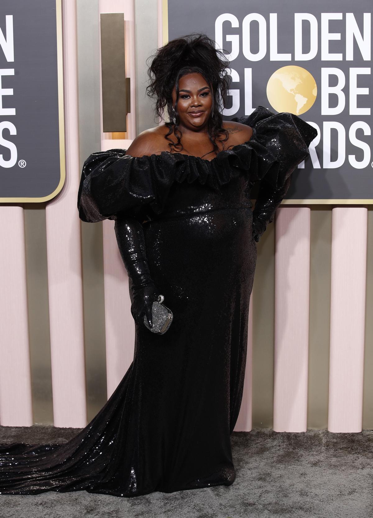 Beverly Hills (United States), 10/01/2023.- Nicole Byer arrives for the 80th annual Golden Globe Awards ceremony at the Beverly Hilton Hotel, in Beverly Hills, California, USA, 10 January 2023. Artists in various film and television categories are awarded Golden Globes by the Hollywood Foreign Press Association. (Estados Unidos) EFE/EPA/CAROLINE BREHMAN