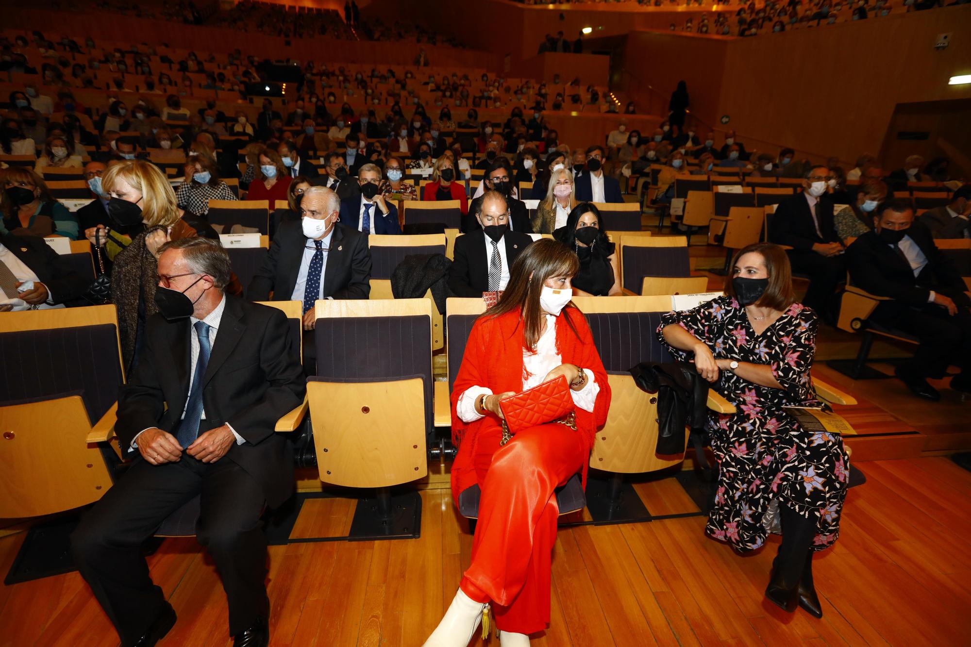 FOTOGALERÍA | El Colegio de Médicos de Zaragoza homenajea con un concierto a los médicos fallecidos en España por el covid