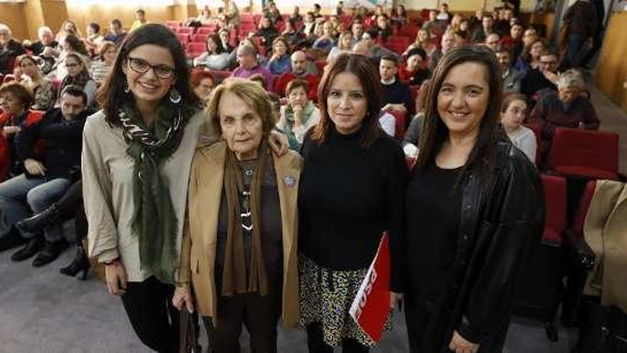 Olaya Rosell, Paz Fernández Felgueroso, Adriana Lastra y Nuria Varela.