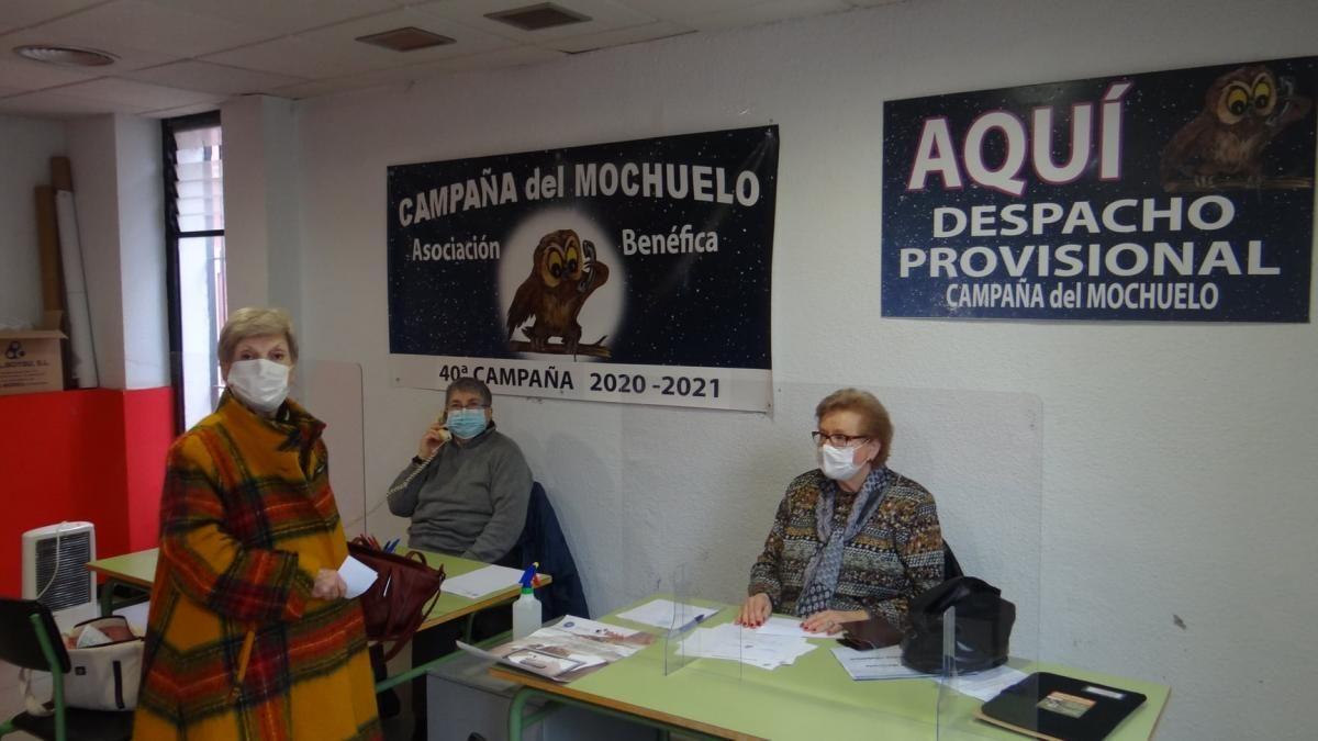 Voluntarias de la campaña del Mochuelo, en una edición anterior.