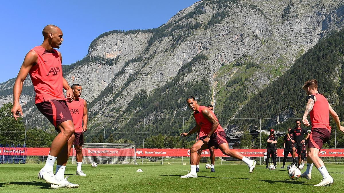 El Liverpool se entrenó en Austria a la espera de volver a Inglaterra | @LFC